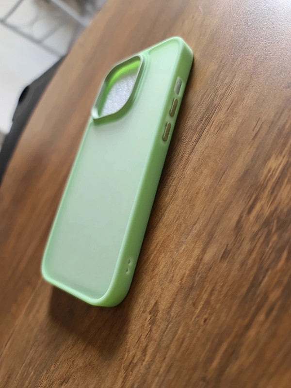 Coque pour iPhone 14 pro verte