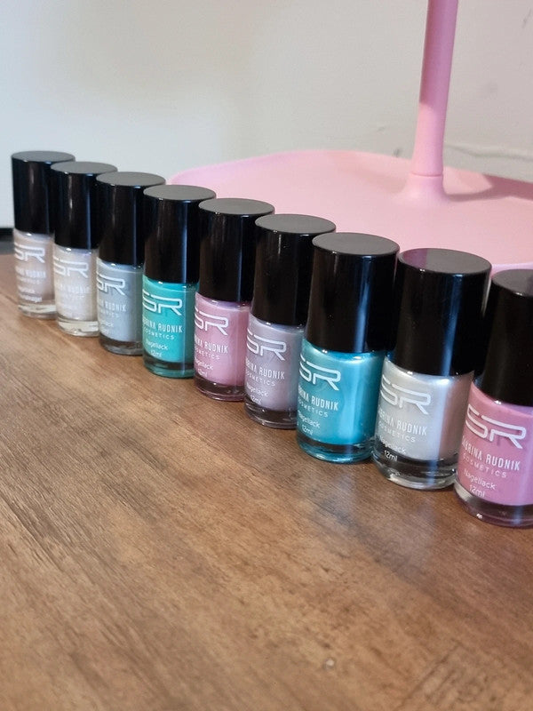 Lot de maquillage , 1 miroir LED , éponge maquillage,  9 vernis à ongles